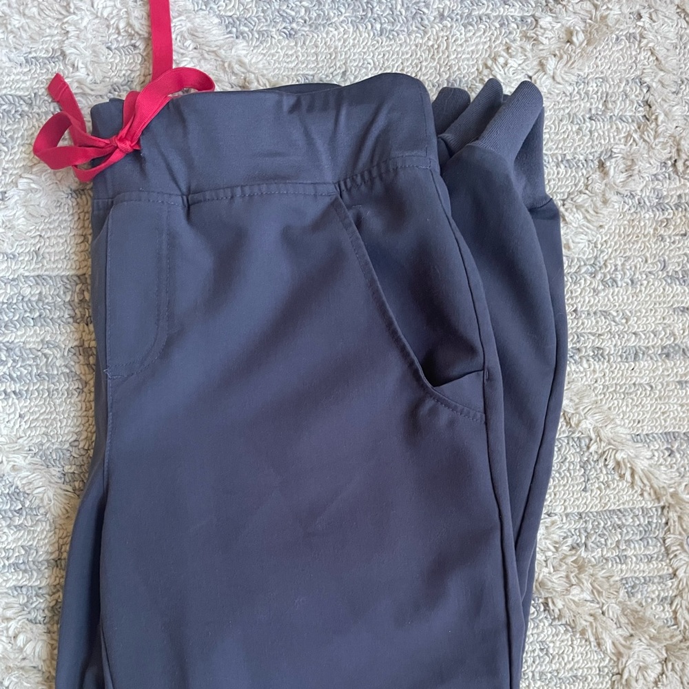 Figs charcoal Zamora joggers